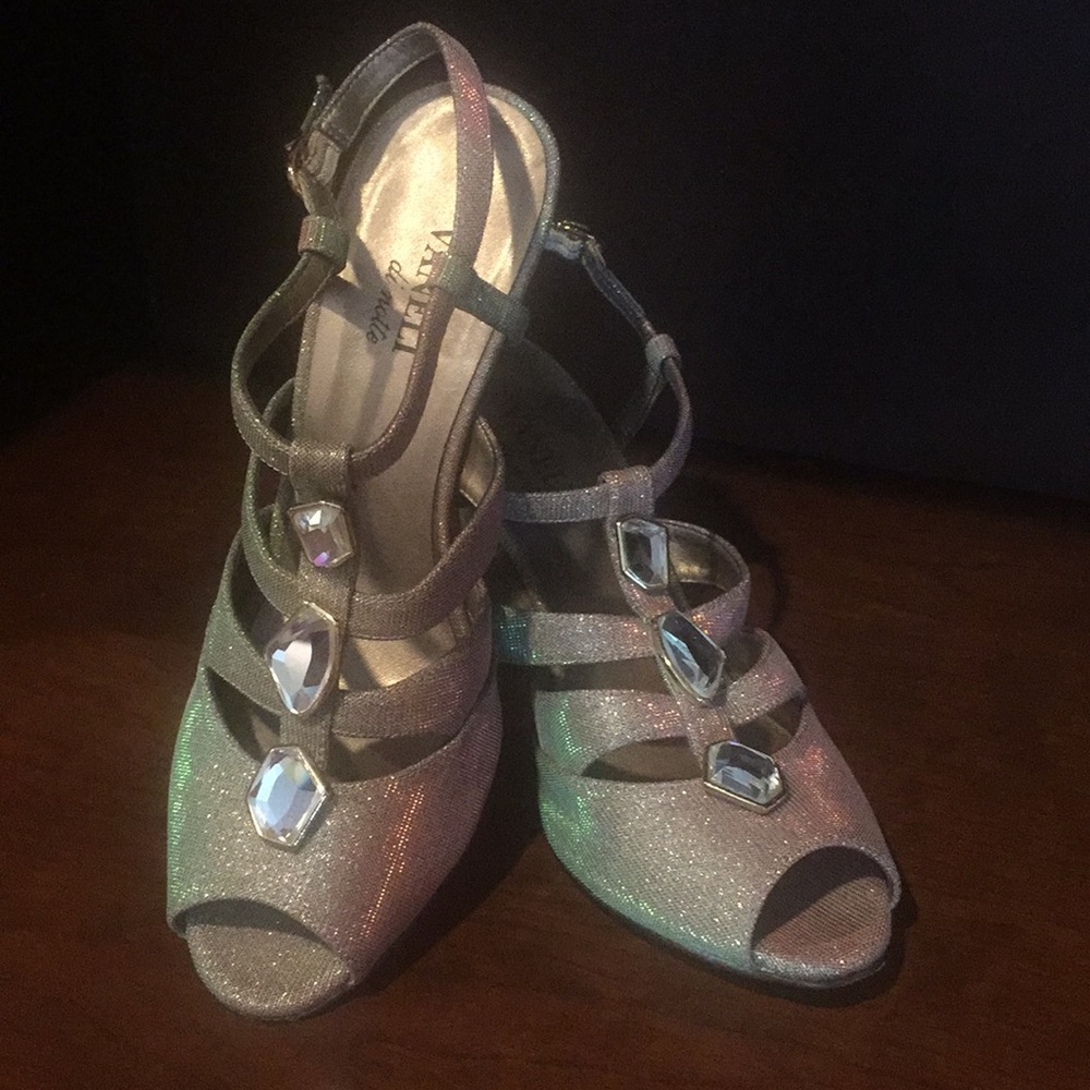 Vaneli iridescent gold sandals size 10 Narrow